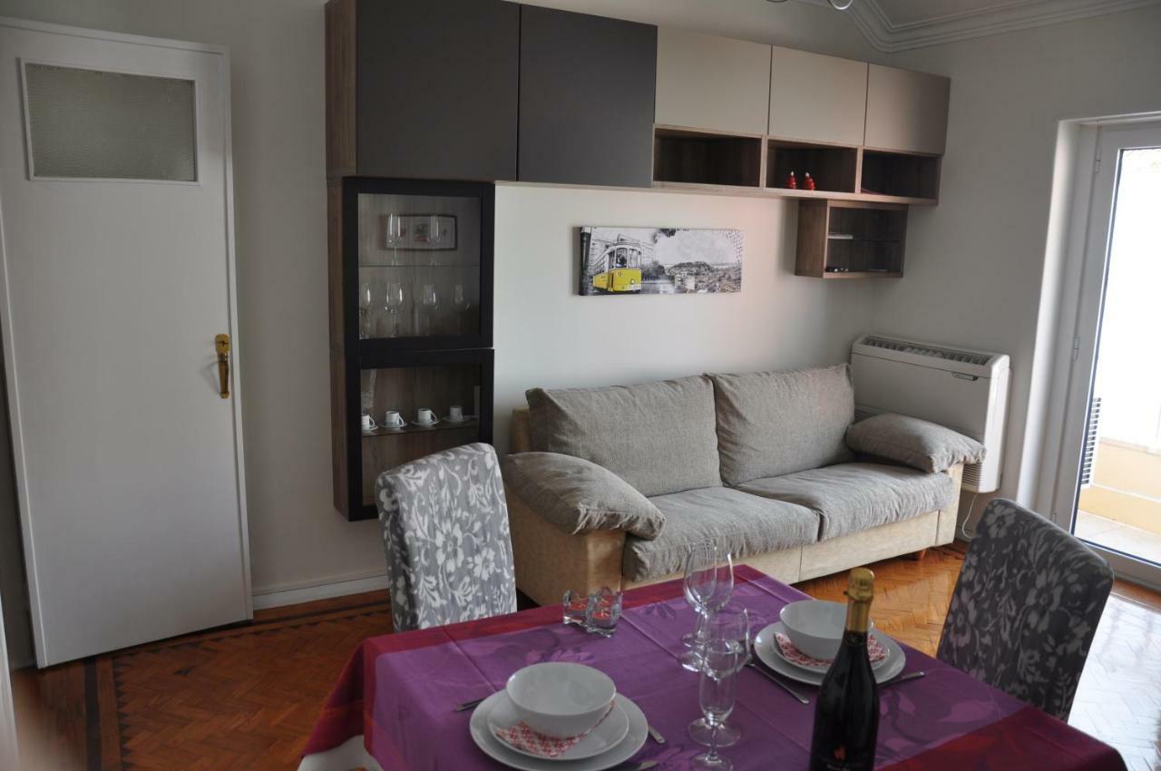 Ferias No Bairro Apartment *