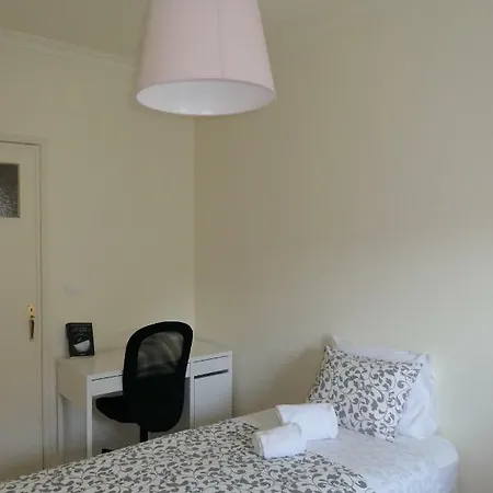 Ferias No Bairro Apartment Lisbon Room photo