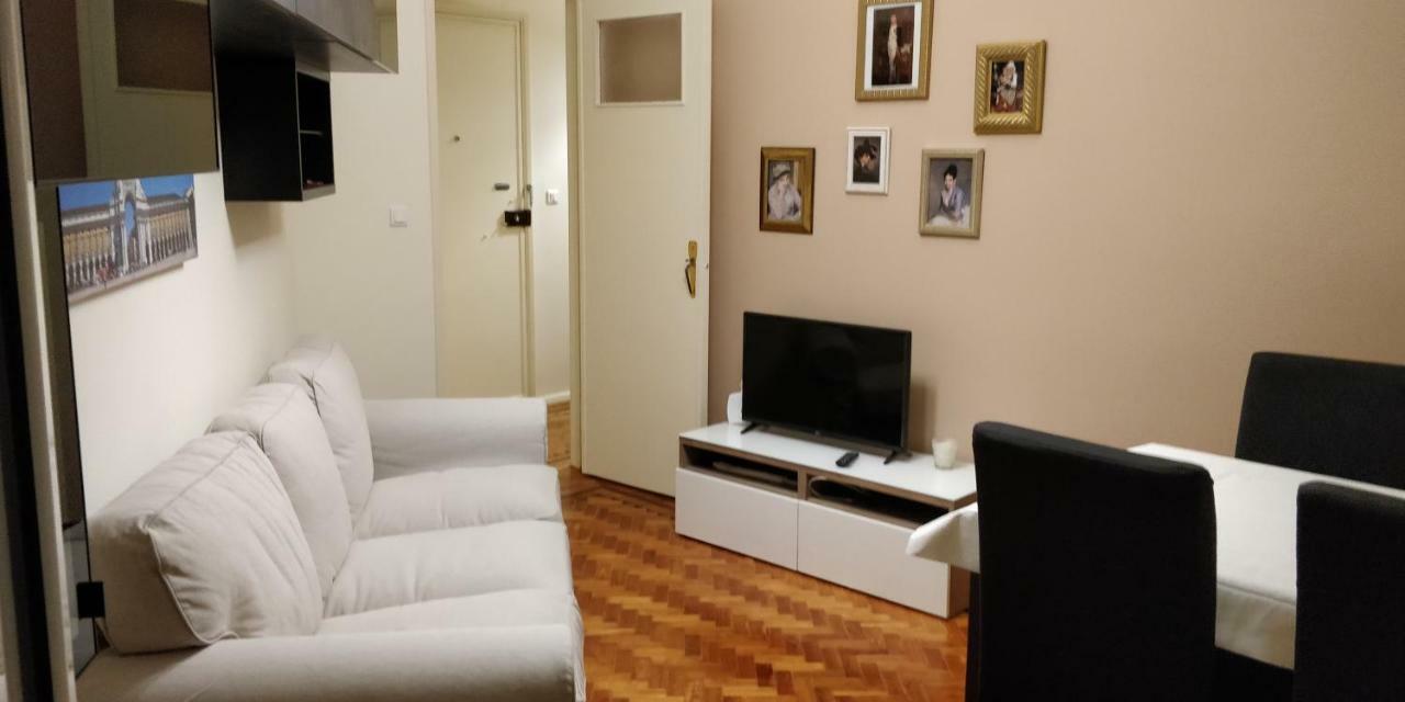 No Bairro Apartamento *